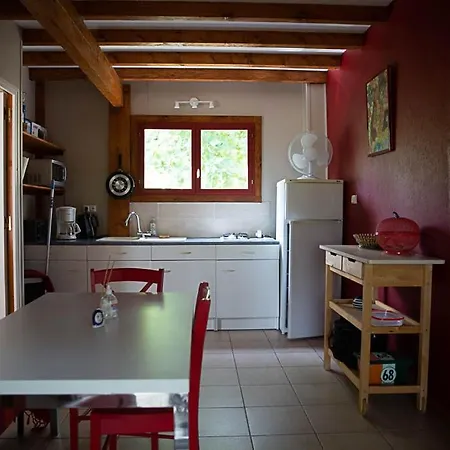La Dorepontaise D'hotes Homestay *