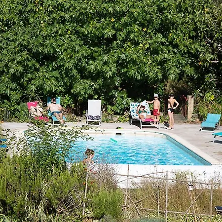 La Dorepontaise D'hotes Homestay