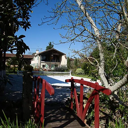Homestay La Dorepontaise D'hotes *
